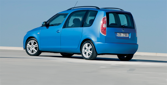 Skoda Roomster (2006) 1.9 TDI 105 trasera