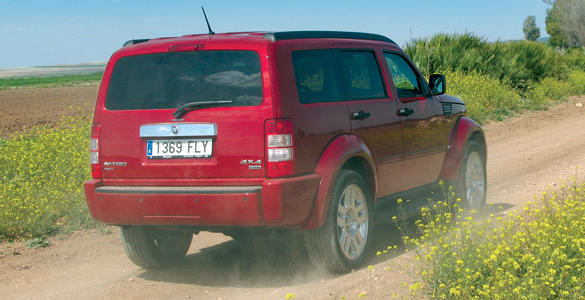 Dodge Nitro (2007)