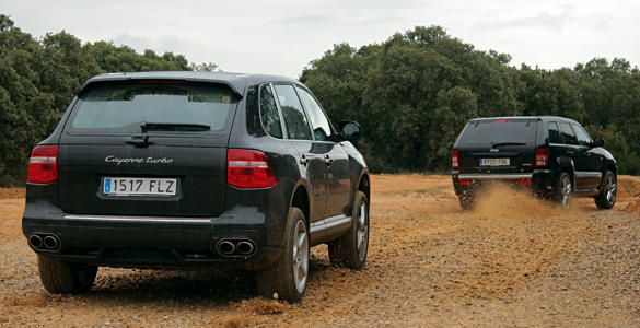 porsche-cayenne-vs-grand-cherokee-21
