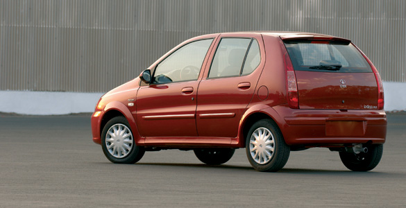 Tata Indica 3/4 trasera