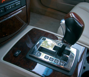 Por dentro Cadillac SRX V6