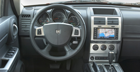 Dodge Nitro Interior