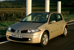 RENAULT MÉGANE 2.0 dCi RENAULT MÉGANE 2.0 dCi