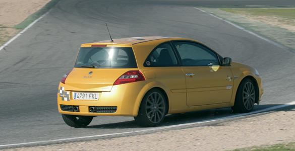 mm-renault-r26-4