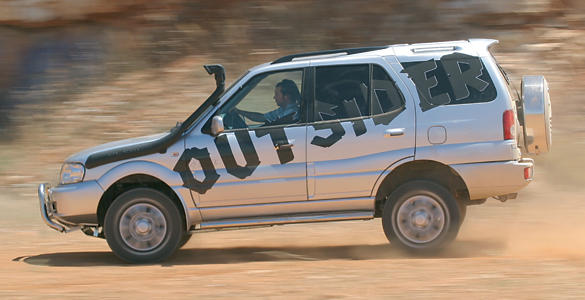 tata-grand-safari-outsider-31