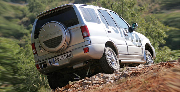tata-grand-safari-outsider-41