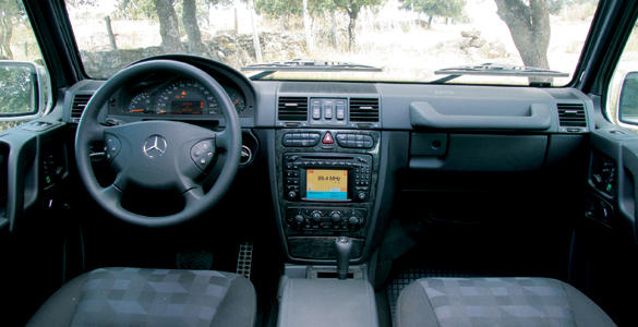 mercedes-g-320-cdi-11