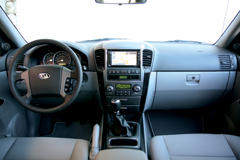 cherokee-vs-kyron-vs-sorento-91 cherokee-vs-kyron-vs-sorento-91