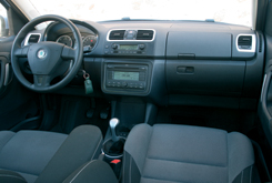 207-sw-vs-skoda-roomster-9