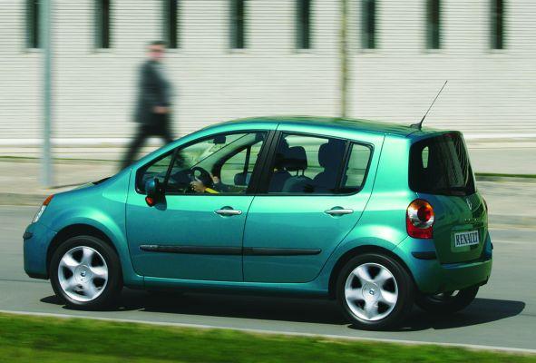 renault modus noviembre 2004 trasera tres cuartos
