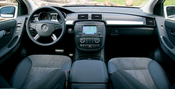 Por dentro Clase R 320 CDI