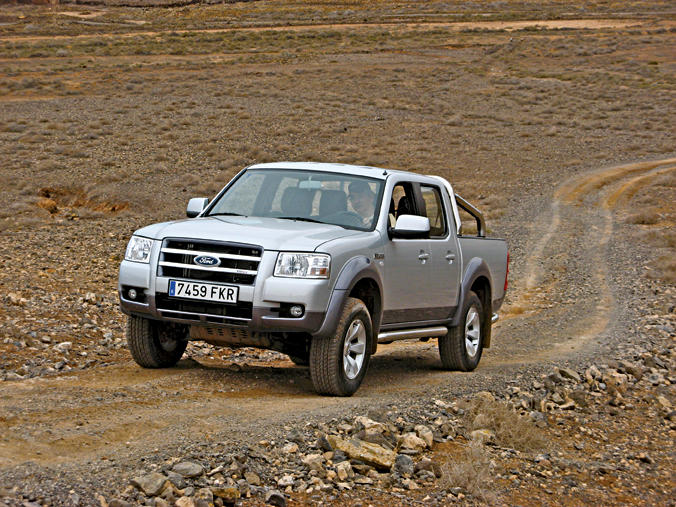 rival1_ford-ranger