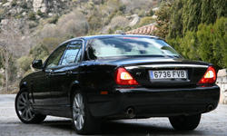 Jaguar por fuera Jaguar por fuera