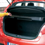 Mazda 2 (2008) 1.3 16V 5p Active maletero