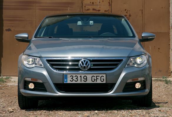 VW Passat (2008) 1.8 TSI CC frontal