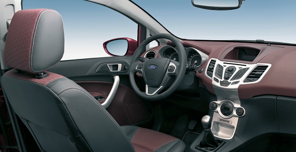 Ford Fiesta  (2009) 1.6 TDCi interior