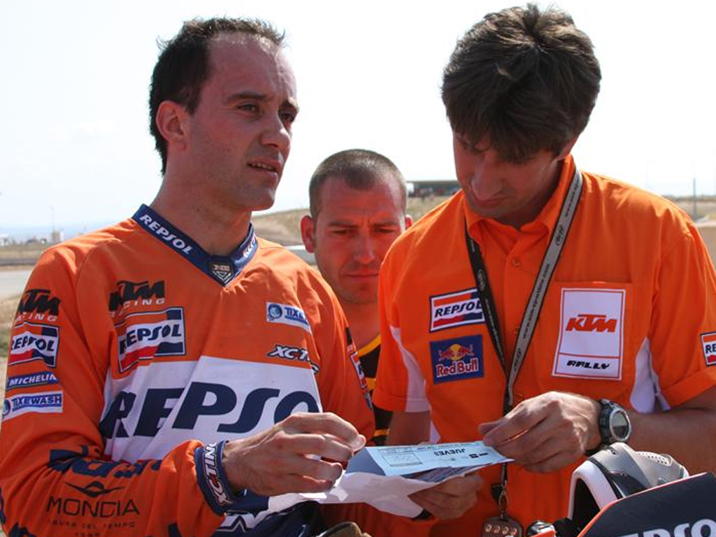 Repsol Mitsubishi y Repsol KTM para el Dakar