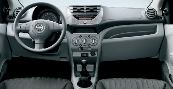 Nissan Pixo 1.0 Interior