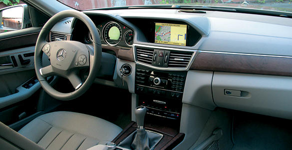 Mercedes E250 CDI (2009) Elegance interior