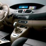 Renault Grand Scenic (2010) 1.9 dCi Dynamique interior