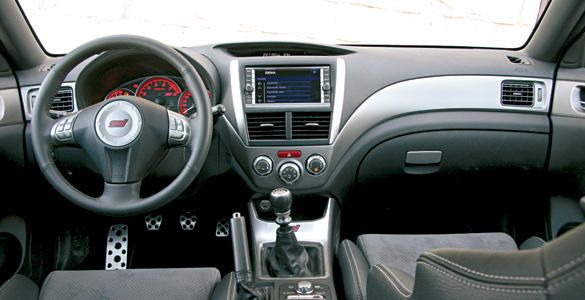 Subaru Impreza STI Por Dentro
