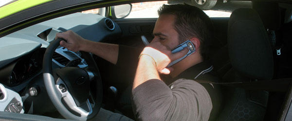 Móvil al volante Móvil al volante