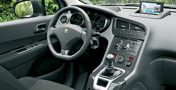 Peugeot 5008 Interior