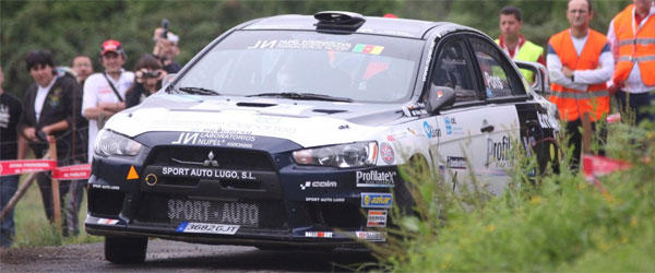 Xavi Pons con su Mitsubishi Lancer Evo Xavi Pons con su Mitsubishi Lancer Evo