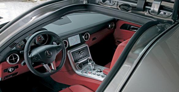 Mercedes SLS Interior