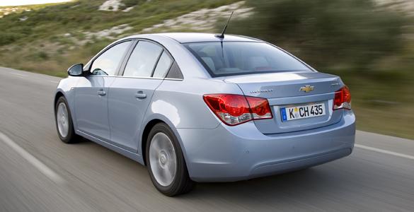 Chevrolet Cruze 2.0 (2010) VCD I 125 LS+ trasera