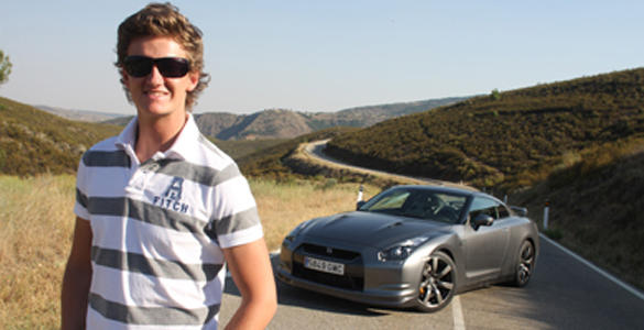 Lucas Ordóñez Prueba el Nissan GT-R
