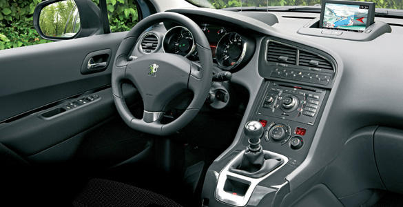 Peugeot 5008 (2010) 1.6 HDI 110 Premium Interior