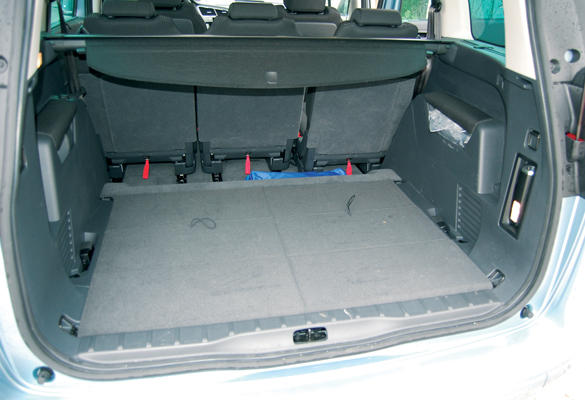 Peugeot 5008 (2010) 1.6 HDI 110 Premium maletero