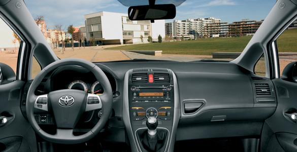 Toyota Auris Interior