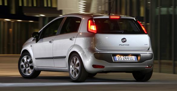 Fiat 1.3 JTD (2010) 5P Punto Evo trasera