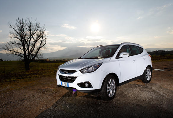 Hyundai ix35 2.0 CRDI 136 CV (2011) Comfort 4X2 3/4 delantera