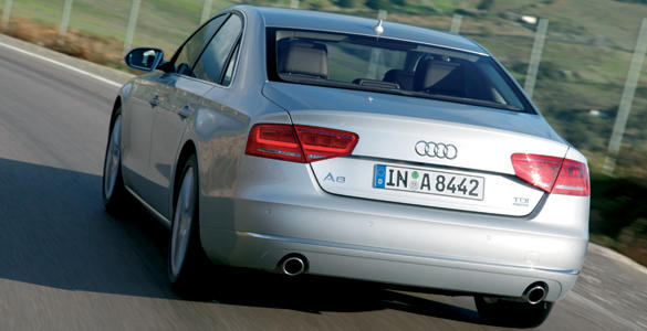 Audi A8 (2010) 4.2 TDi 3/4 Trasera