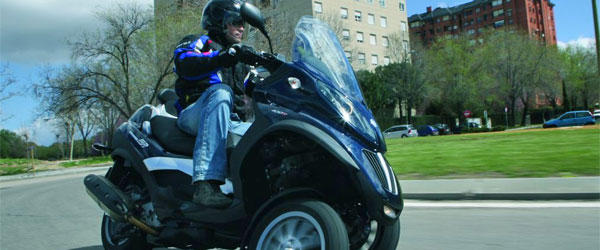 Piaggio MP3 400 LT Piaggio MP3 400 LT