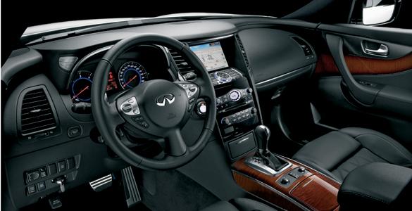 Por dentro Infiniti FX30D (2010) 238 CV