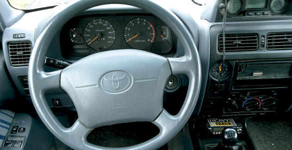 Toyota Land Cruiser 90