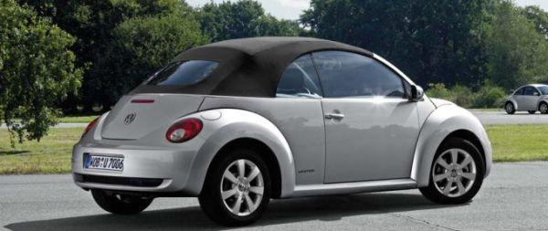 Volkswagen Beetle Cabrio trasera tres cuartos Volkswagen Beetle Cabrio trasera tres cuartos