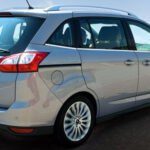 Ford Grand C-Max 2010 3/4 trasero