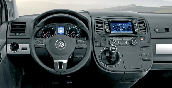 VW Multivan (2011) 2.0 Bi-TDI 180 DSG interior