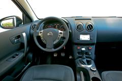 hyundai-ix35-20-crd-vs-nissan-qashqai-20-dci-71 hyundai-ix35-20-crd-vs-nissan-qashqai-20-dci-71