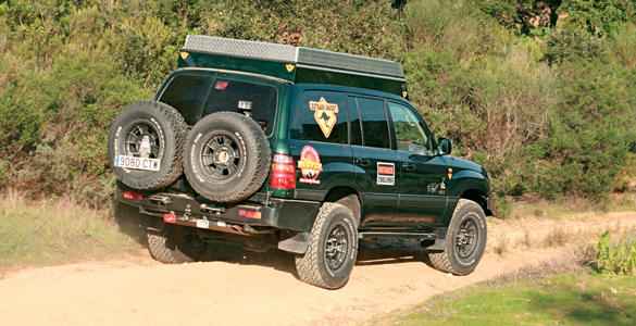 toyota-land-cruiser-100-21