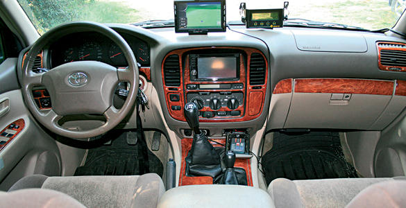 toyota-land-cruiser-100-31