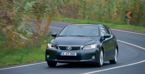 Lexus CT200h (2011)