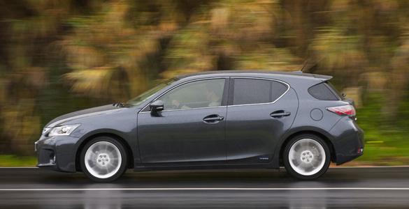 Lexus CT200h (2011)