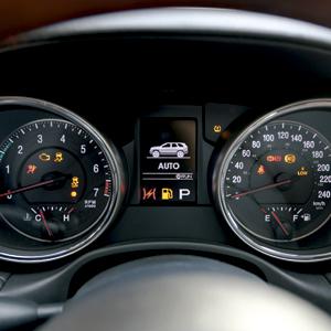 Por dentro G. Cherokee V6