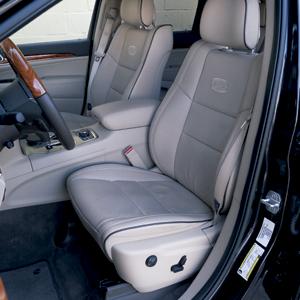 Por dentro G. Cherokee V8